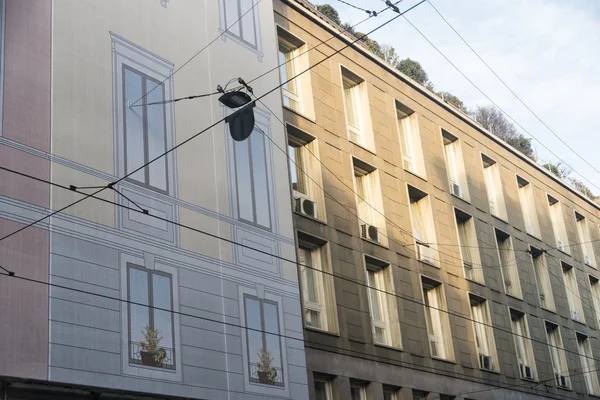 Milão (Itália): fachadas — Fotografia de Stock