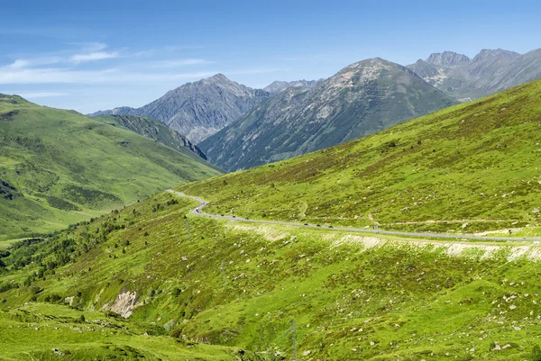 Hegyi táj, Andorra városában — Stock Fotó