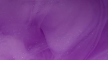 Boya fırıldağı. Dalga sisi. Akışkan mürekkep fantazisi renkli su altı girdabı. Mor pembe, soyut, soyut kimya. Odaklanamayan arka plan..