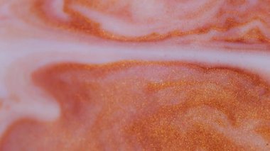 Mermer dalga. Mürekkep arkaplanı. Odaklanmamış turuncu bronz renkli akışkan partiküller su lekeleri yaratıcı sanat soyutlamasında yüzen sıvılar.