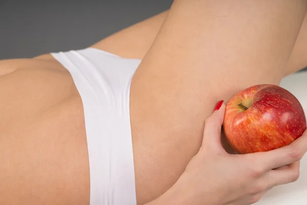 Woman and Apple — Stock Photo, Image