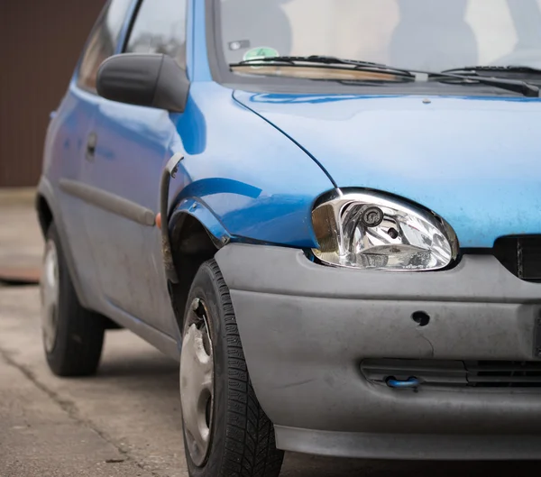 Broken car — Stock Photo, Image