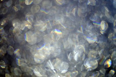 arka plan bulanık yansımaları ile