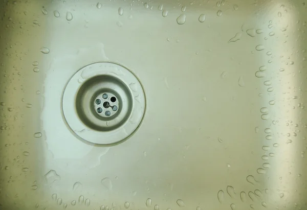 Gotas de agua en el fregadero —  Fotos de Stock