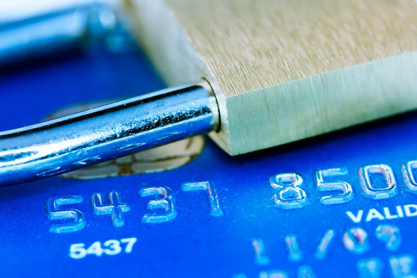 Lock and credit card — Stock Photo, Image