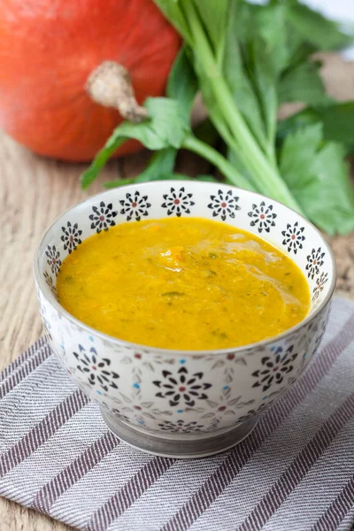 Kürbiscremesuppe Mit Sellerie — Stockfoto