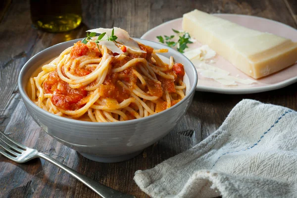 Espaguete Com Molho Tomate — Fotografia de Stock