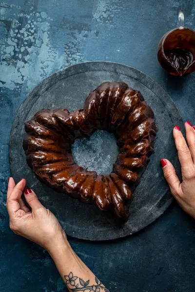 Valentine Cake Heart Shape — Stock Photo, Image