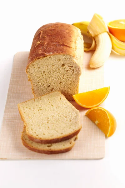 Домашній Білий Хліб Нарізаний Обробній Дошці — стокове фото