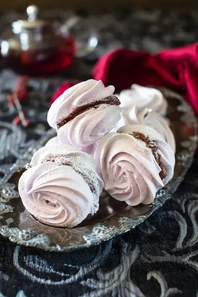 Black Currant Meringue Cookies Whipped Chocolate Filling — Stock Photo, Image