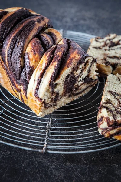 Gros Plan Délicieux Babka Gâteau Levure Banane Chocolat — Photo