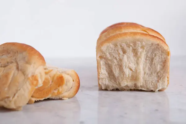 Bułki Chleba Mlecznego Kształcie Bochenka — Zdjęcie stockowe