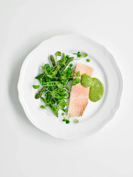 Poached Trout Fish Watercress Salad — Stock Photo, Image