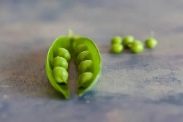 Peas Pod Next — Stock Photo, Image