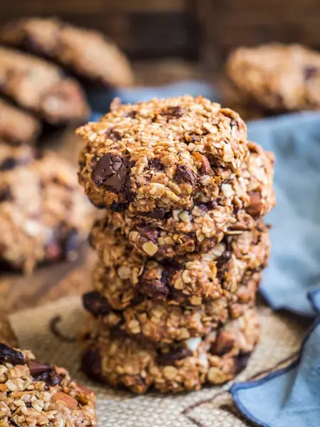 Vegan Chocolate Chip Oatmeal Cookies Arranged Pile — Stock Photo, Image