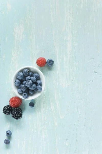 Blueberries Small Bowl Raspberries Blackberries Table — Stock Photo, Image
