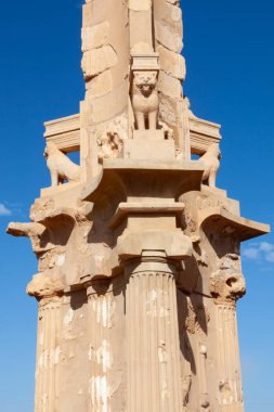 Libya 'nın antik Roma kenti Sabratha' daki Bes Anıtmezarı. MS 2. Yüzyıl.