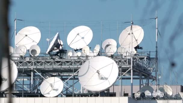 Estação Transmissão Televisão Câmera Lenta 60Fps — Vídeo de Stock