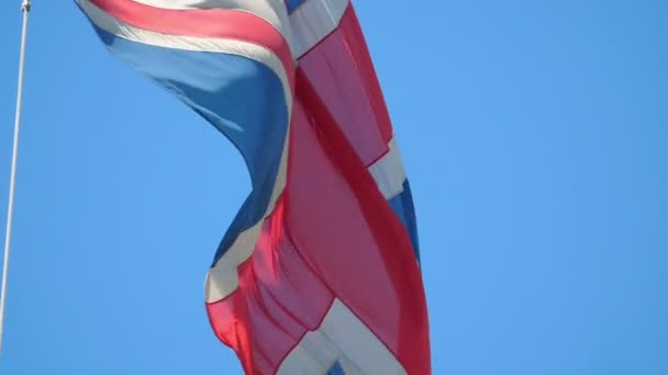 Bandeira Britânica Acenando Vento Câmera Lenta 180Fps — Vídeo de Stock