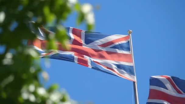 Bandeira Britânica Acenando Vento Câmera Lenta 180Fps — Vídeo de Stock