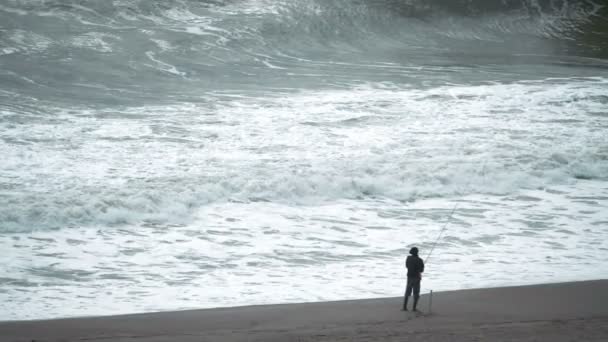 Viharos Időjárás Óceán Mellett Lassított Felvételen 180Fps — Stock videók