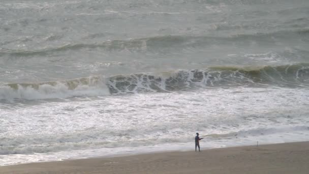 Viharos Időjárás Óceán Mellett Lassított Felvételen 180Fps — Stock videók