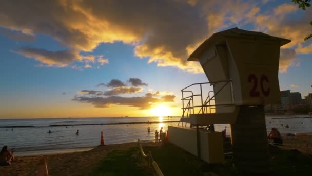 Casa Salva Vidas Pôr Sol Havaí Câmera Lenta 60Fps — Vídeo de Stock