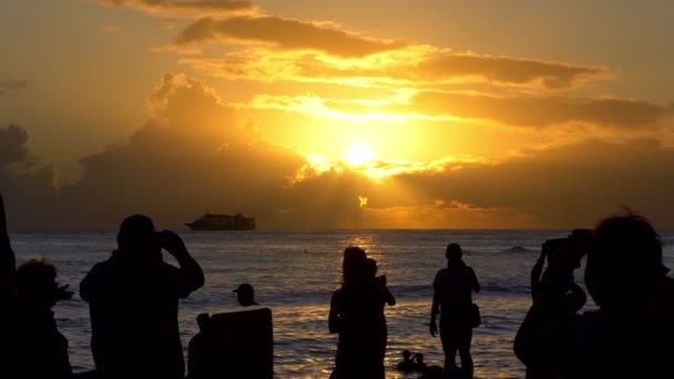 夏威夷令人惊奇的落日 速度为4K 慢动作为60Fps — 图库视频影像