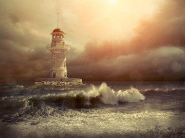 Deniz gökyüzü altında deniz feneri