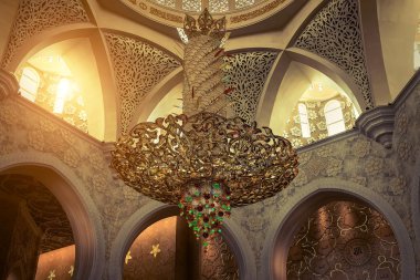 Ulu Camii, kapalı görünüm