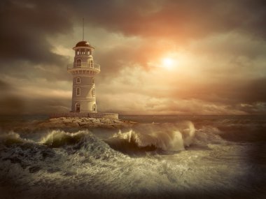 Deniz gökyüzü altında deniz feneri