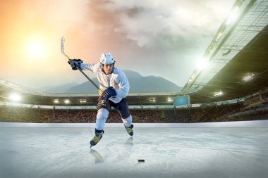 on Ice buz hokeyi oyuncusu