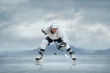 on Ice buz hokeyi oyuncusu