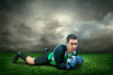 Futbol topu ile golkeeper