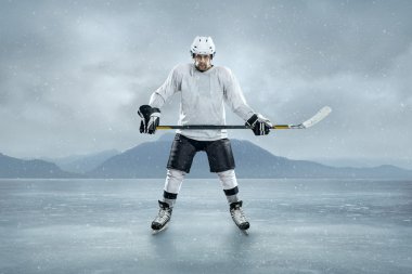 on Ice buz hokeyi oyuncusu
