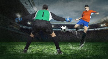 iki futbol oyuncuları