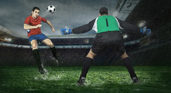 iki futbol oyuncuları