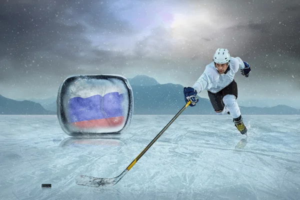 Jugador de hockey sobre hielo —  Fotos de Stock