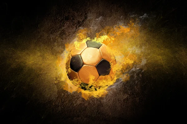 Balle de football chaude en feu — Photo