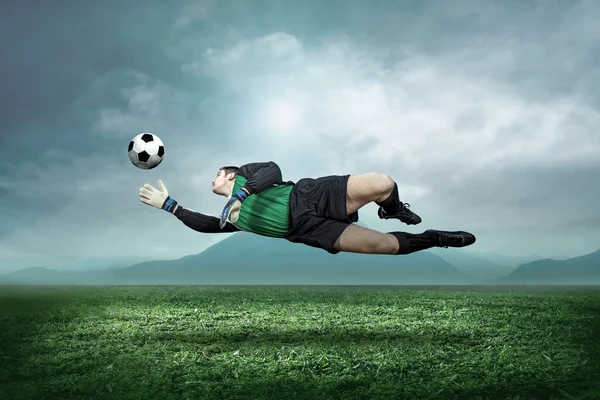 Goalkeeper with ball — Stock Photo, Image