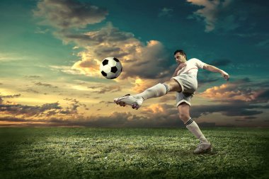 Futbolcu top eylem ile