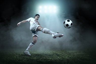 Top futbol oyuncusu