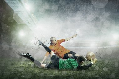 futbolcular topu ile