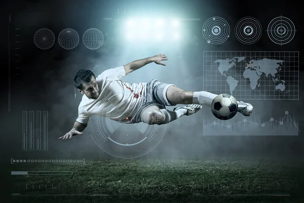 Jugador de fútbol con pelota — Foto de Stock