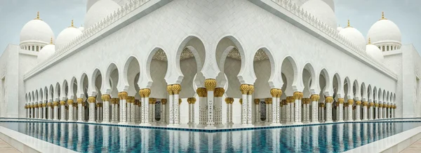 Mosque of Sheikh Zayed — Stock Photo, Image