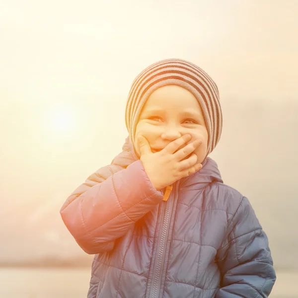 Venkovní šťastné dítě — Stock fotografie