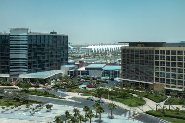 Bir Abu Dabi göster