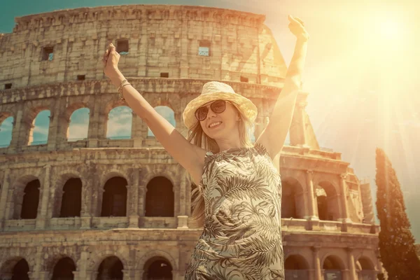 Щасливі жіночий туристів в Римі. — стокове фото