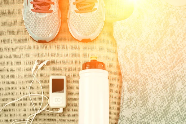 Belo conjunto de desporto para correr . — Fotografia de Stock