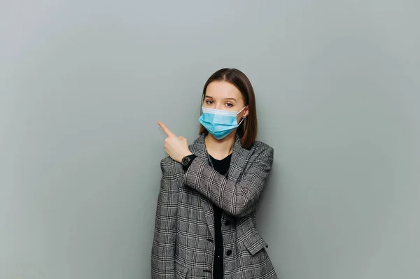 Serious Woman Formalwear Stands Gray Background Looks Camera Serious Face — Stock Photo, Image